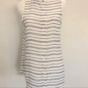 ⬇️ $19 WhoWhatWear Women’s Stripped Tank Top